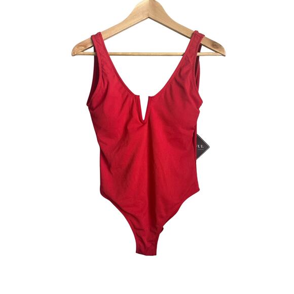 NEW Zaful V Wired High Cut Ribbed Low Back One Piece Swimsuit Size 6 Cherry Red - Picture 2 of 8